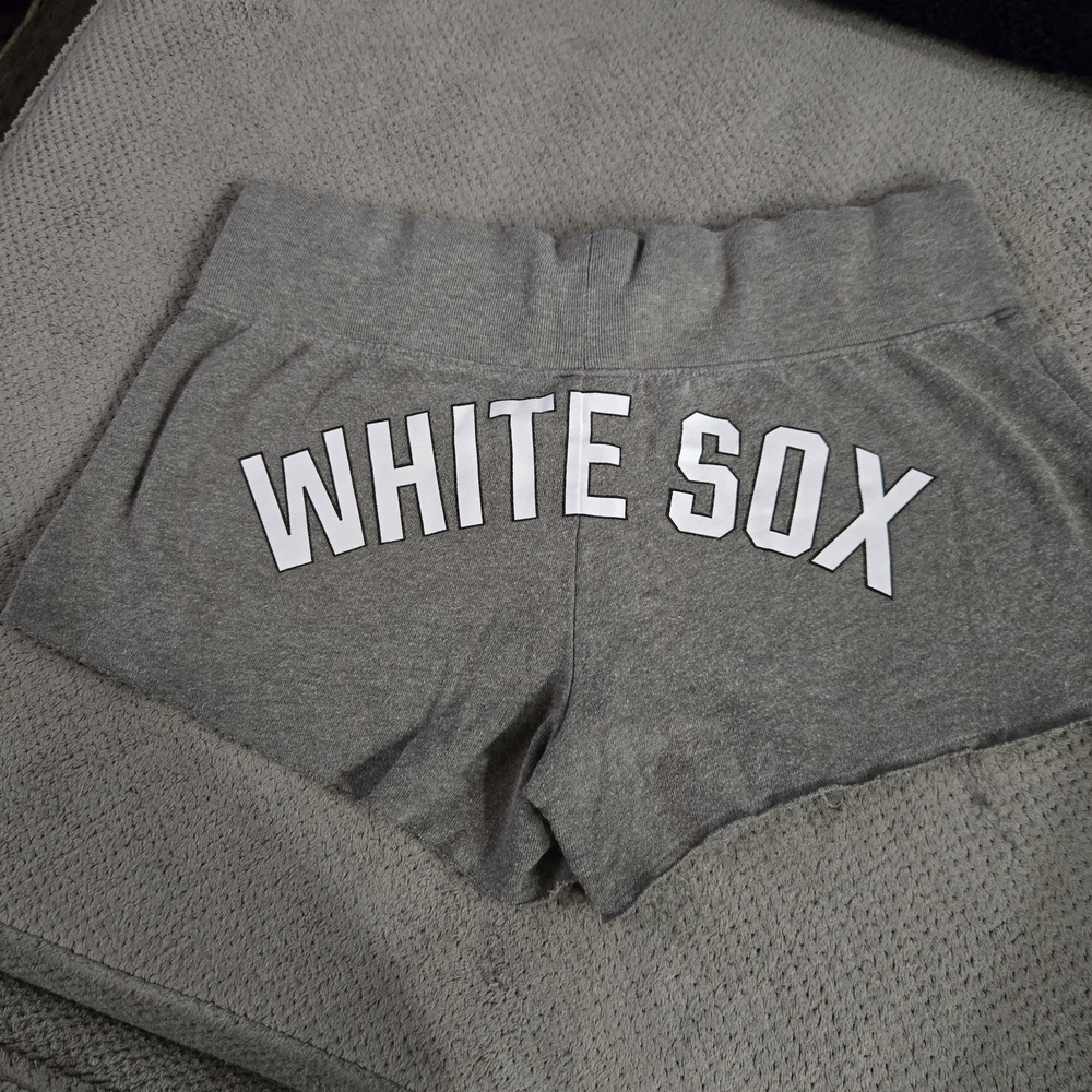 PINK Victoria's Secret Gray Athletic Shorts - Picture 2 of 3